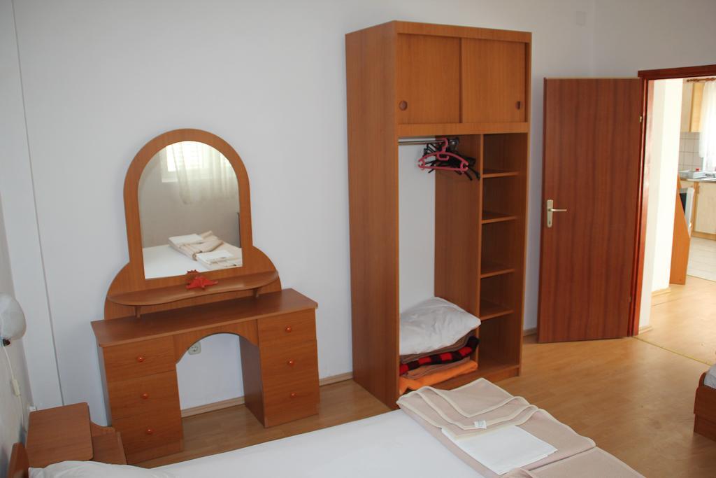 Guest House Katic Trpanj Pokoj fotografie